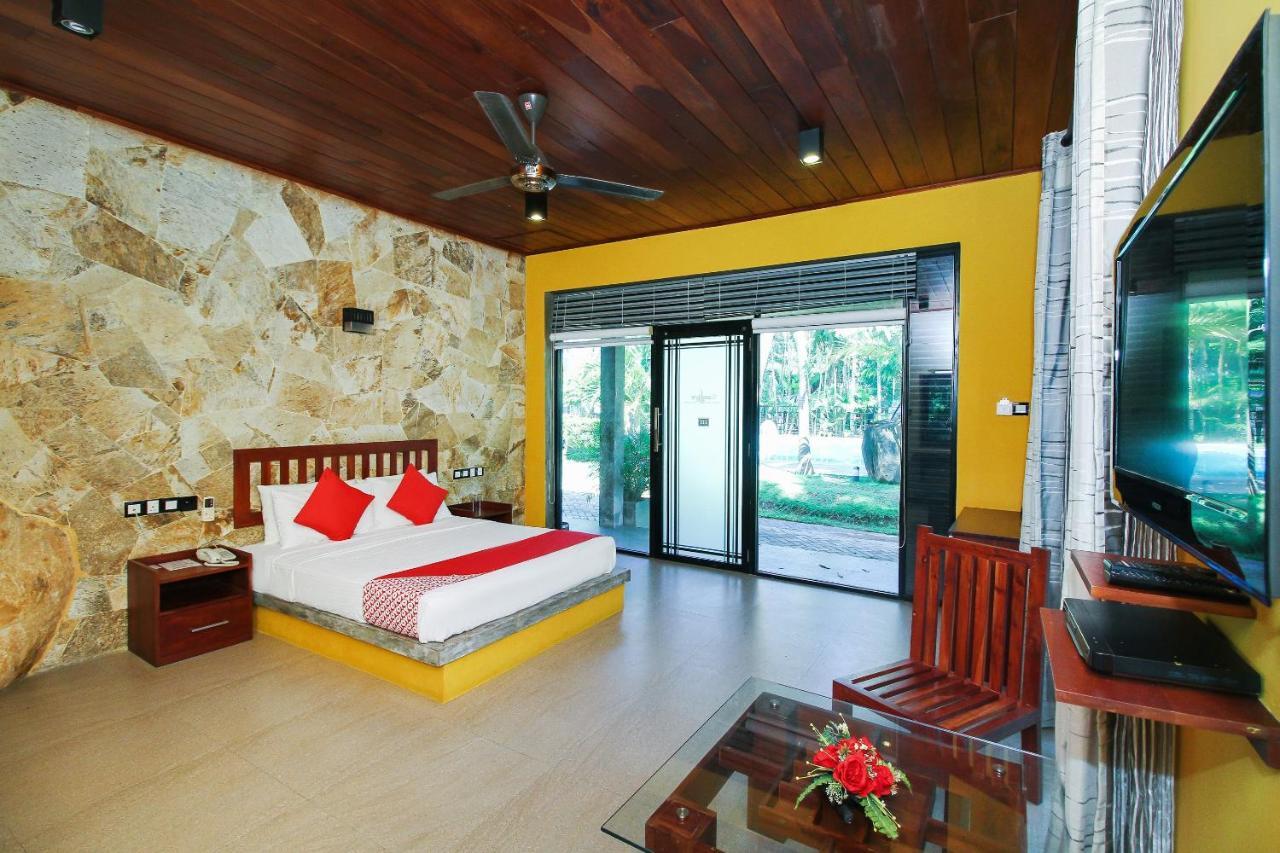 מורטואה Oyo 471 Randiya Hotel חדר תמונה