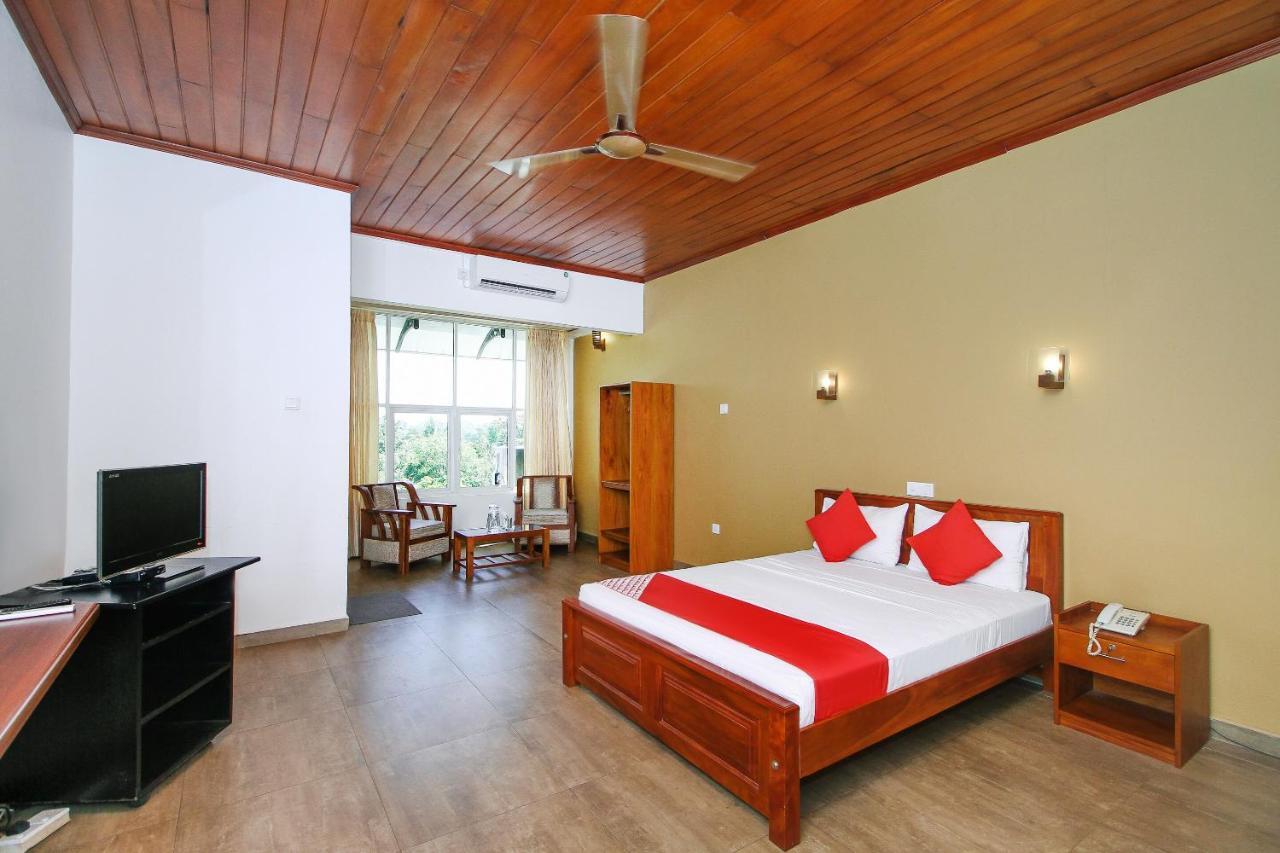 מורטואה Oyo 471 Randiya Hotel מראה חיצוני תמונה